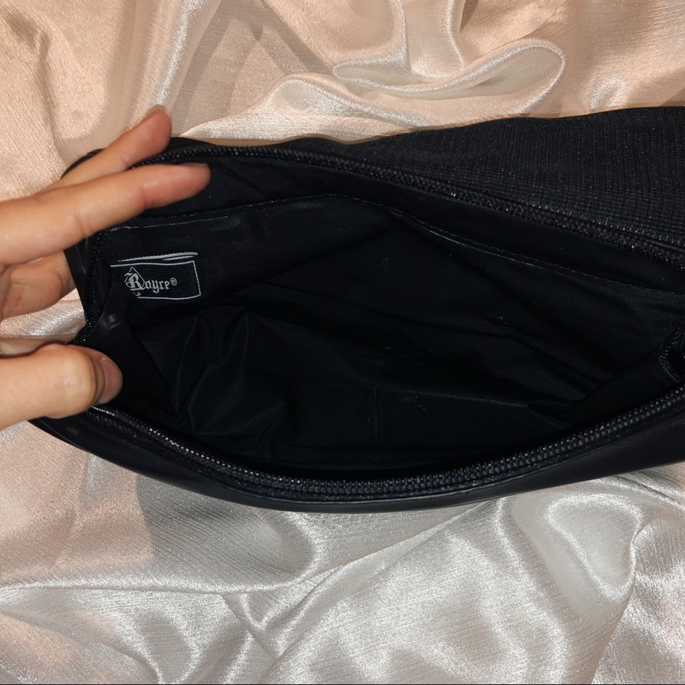 Royce Toiletry Bag - image 4